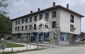 Kontor Trjavna, region Gabrovo