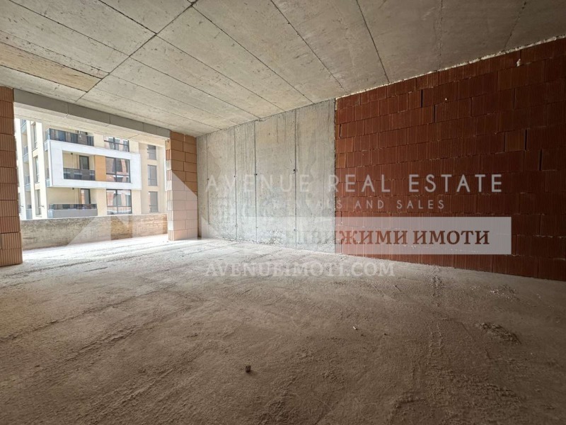 In vendita  1 camera da letto Plovdiv , Hristo Smirnenski , 71 mq | 37992601