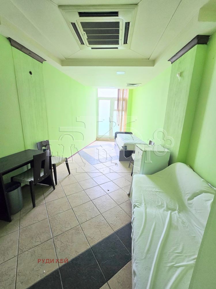 De vânzare  3+ dormitor Varna , c.c. Ciaica , 180 mp | 96118775 - imagine [12]