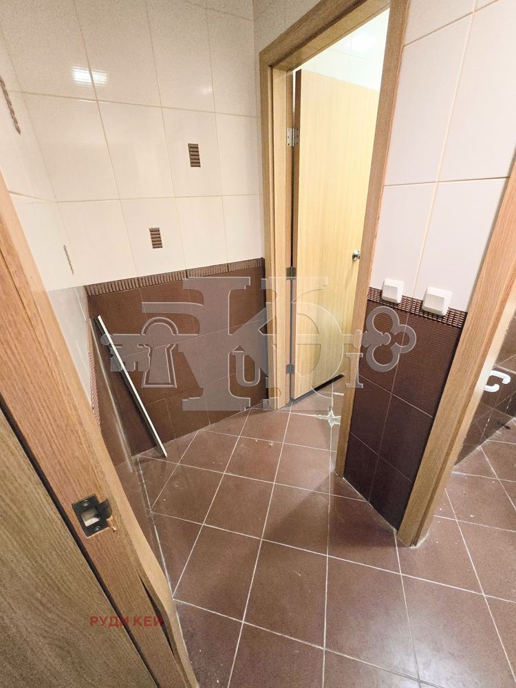 De vânzare  3+ dormitor Varna , c.c. Ciaica , 180 mp | 96118775 - imagine [15]