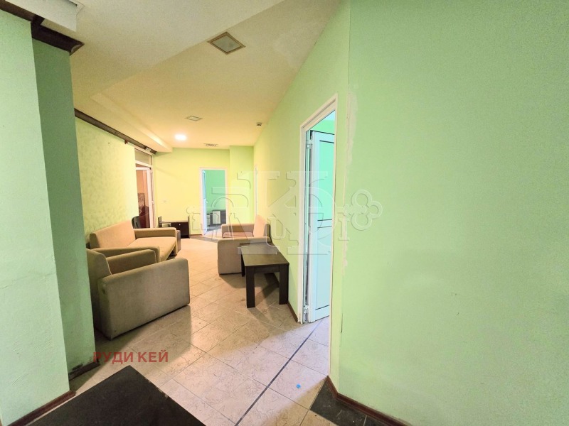 De vânzare  3+ dormitor Varna , c.c. Ciaica , 180 mp | 96118775 - imagine [8]