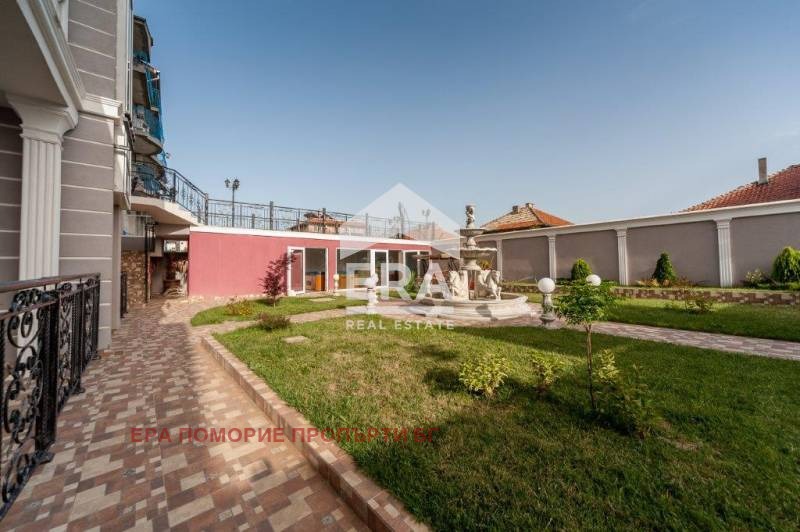 En venta  Hotel región Burgas , Sveti Vlas , 1484 metros cuadrados | 90144436 - imagen [4]