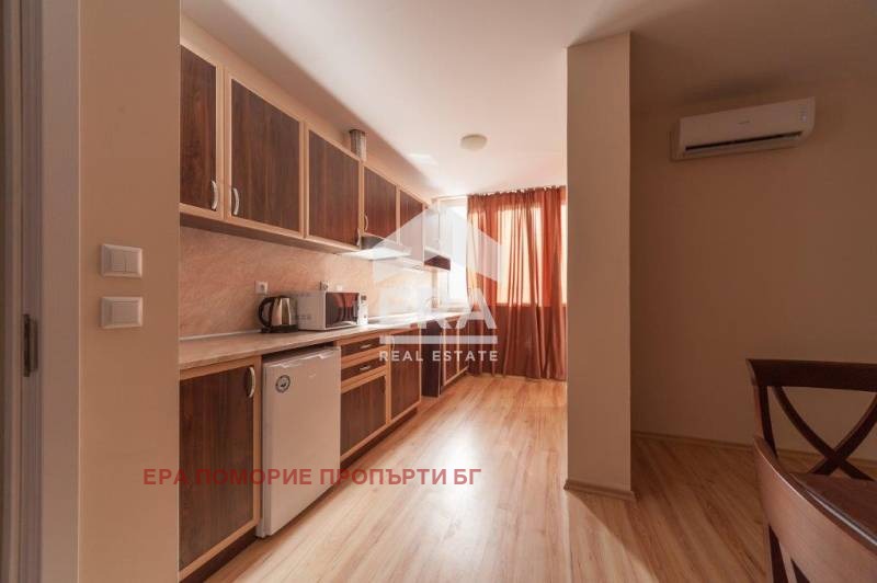 En venta  Hotel región Burgas , Sveti Vlas , 1484 metros cuadrados | 90144436 - imagen [11]