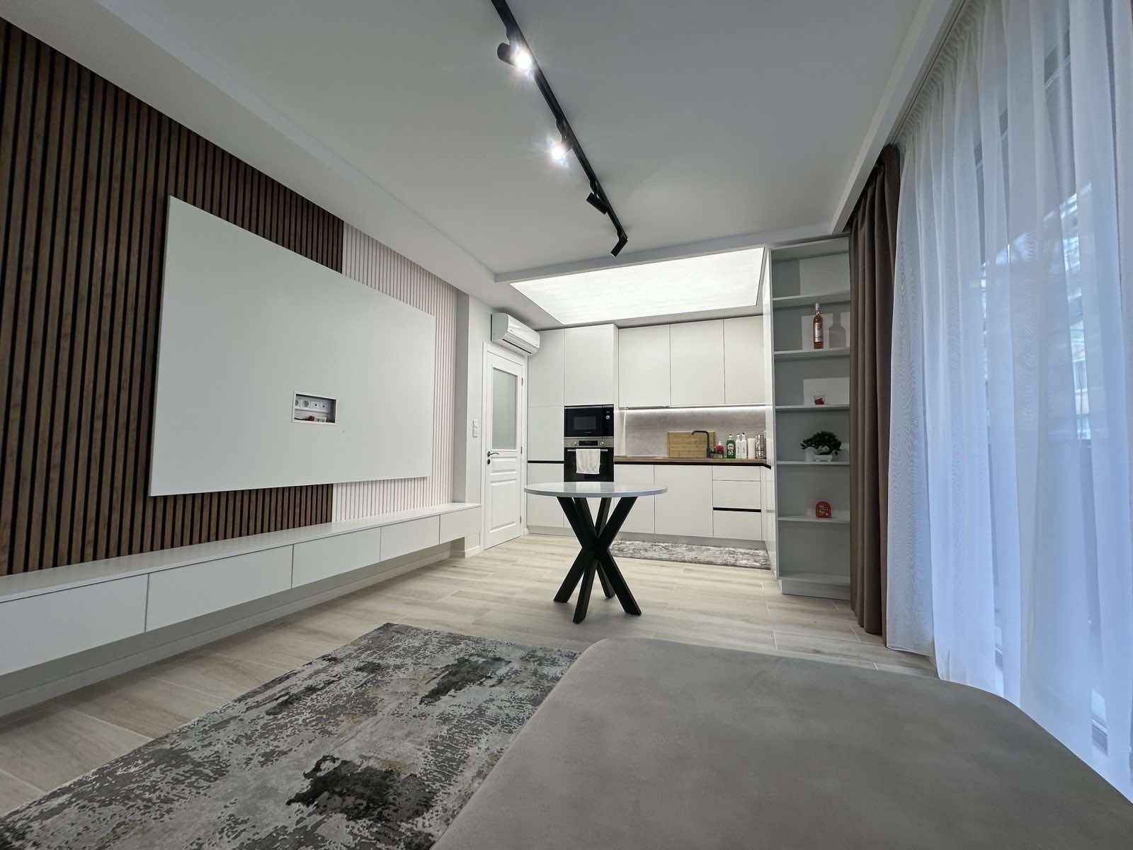 Продава 3-СТАЕН, гр. Варна, ВИНС-Червен площад, снимка 2 - Апартаменти - 49403674