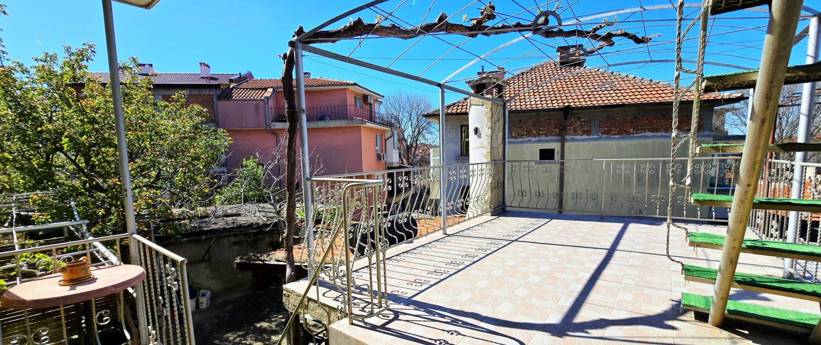 Продава КЪЩА, гр. Айтос, област Бургас, снимка 15 - Къщи - 55085345