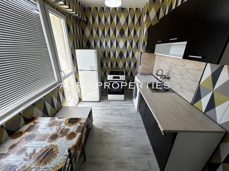 Na sprzedaż  1 sypialnia Razgrad , Abitrus , 49 mkw | 28324753 - obraz [3]