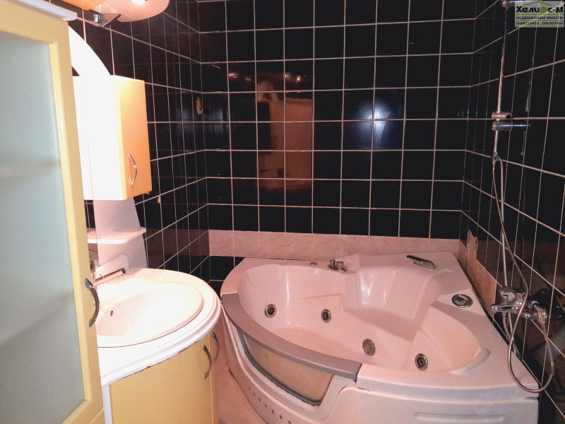 Продава  3-стаен град Монтана , Жерави , 150 кв.м | 13015462 - изображение [15]