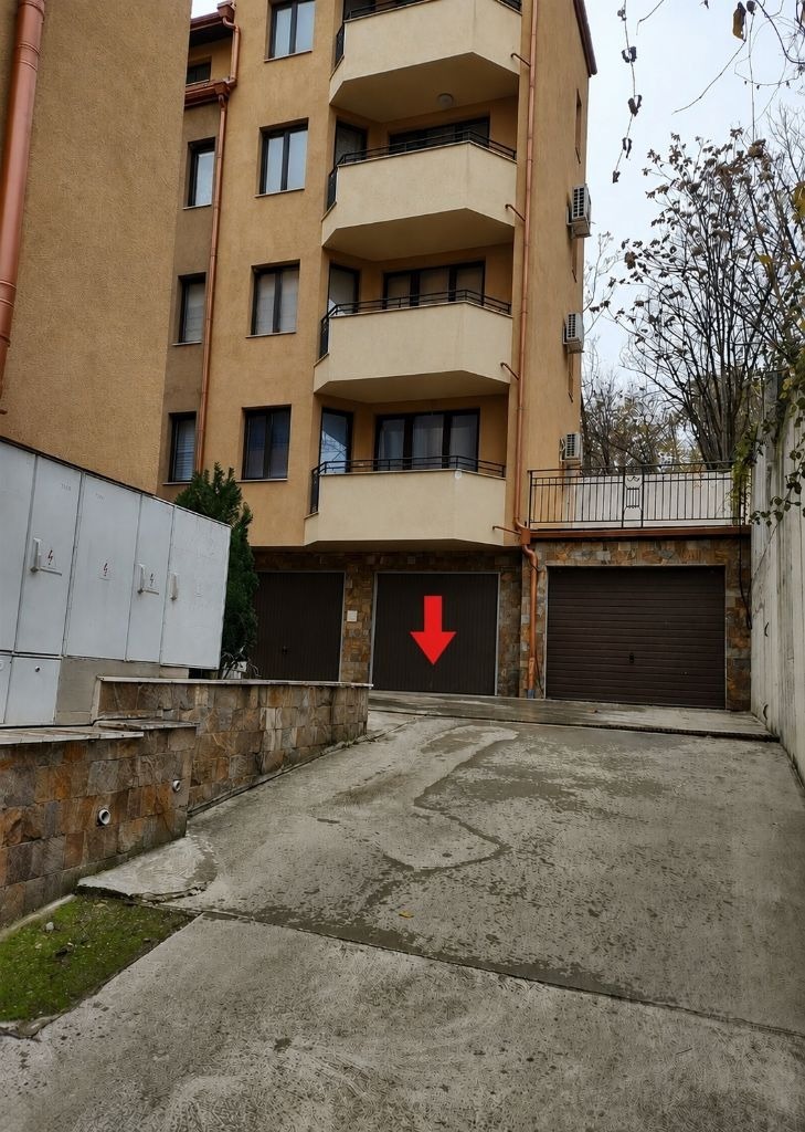 Продава ГАРАЖ, ПАРКОМЯСТО, гр. Сандански, област Благоевград, снимка 10 - Гаражи и паркоместа - 55372084