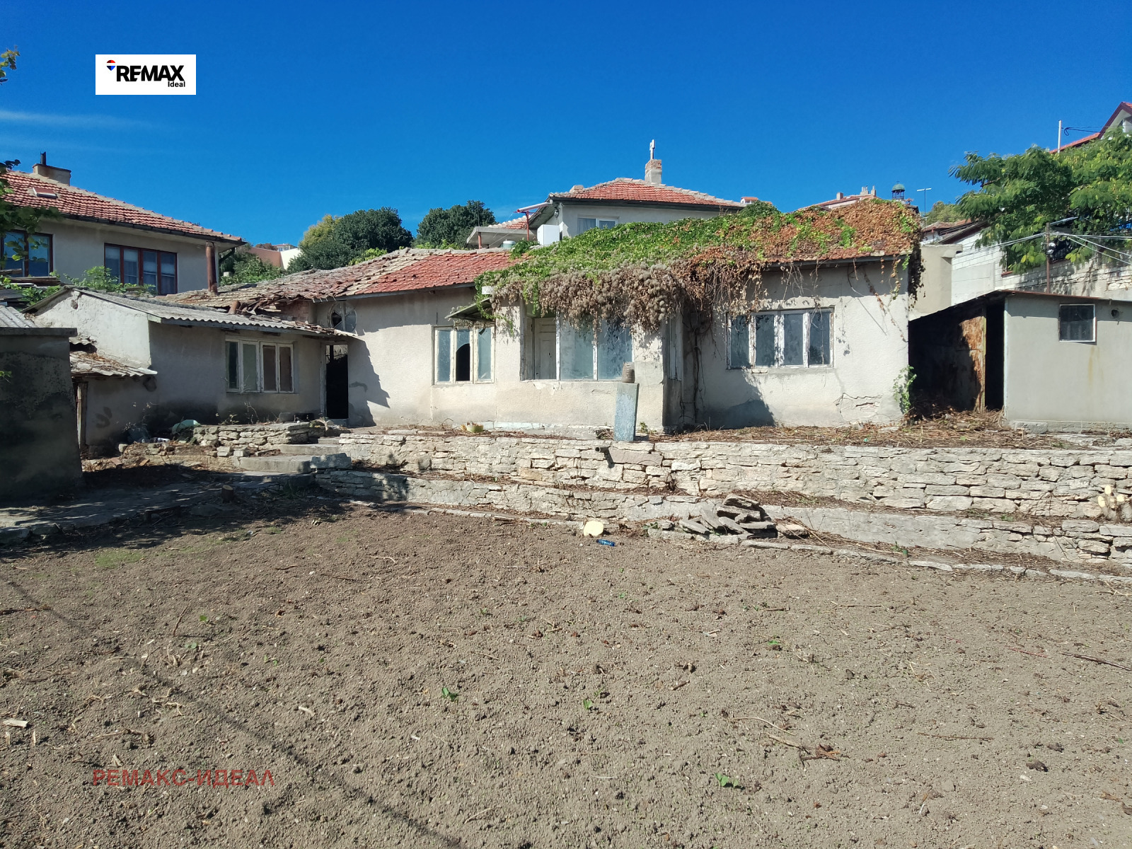 Продава КЪЩА, гр. Балчик, област Добрич