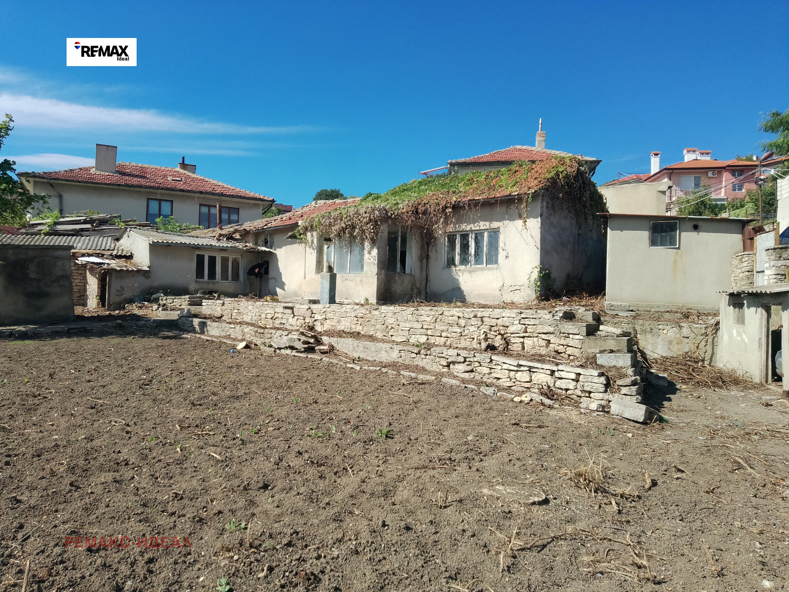 Продава КЪЩА, гр. Балчик, област Добрич, снимка 4 - Къщи - 56221535