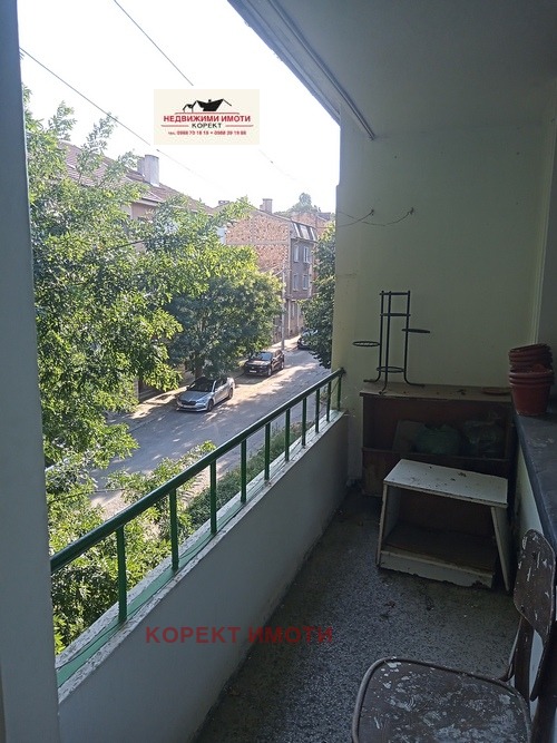 Продава 3-СТАЕН, гр. Шумен, Математическа гимназия, снимка 8 - Апартаменти - 56200525