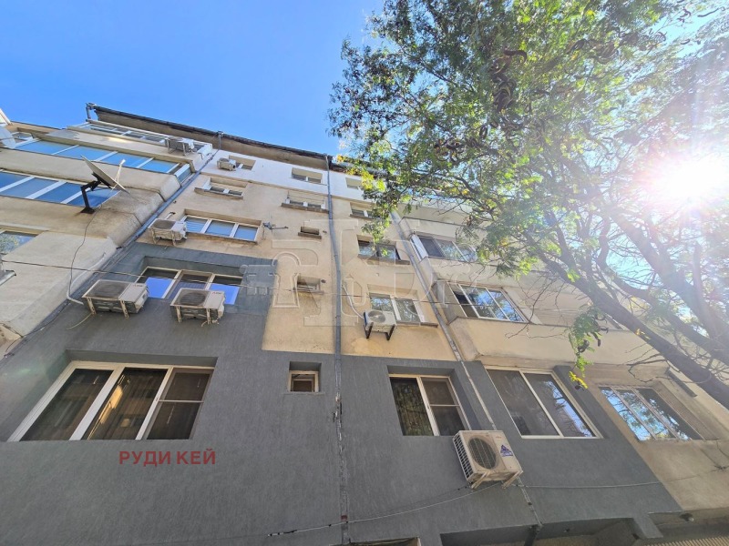 Продава  Ателие, таван град Варна , Колхозен пазар , 13 кв.м | 24624054 - изображение [13]