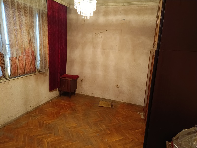 De vânzare  Etajul casei regiunea Sliven , Nova Zagora , 180 mp | 49772865 - imagine [9]