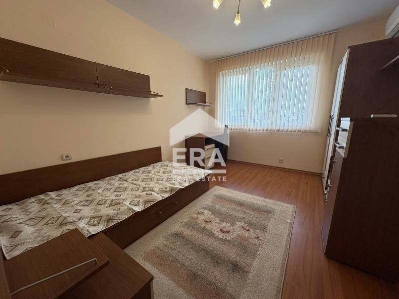 Продава ЕТАЖ ОТ КЪЩА, гр. Велико Търново, Център, снимка 5 - Етаж от къща - 54298494