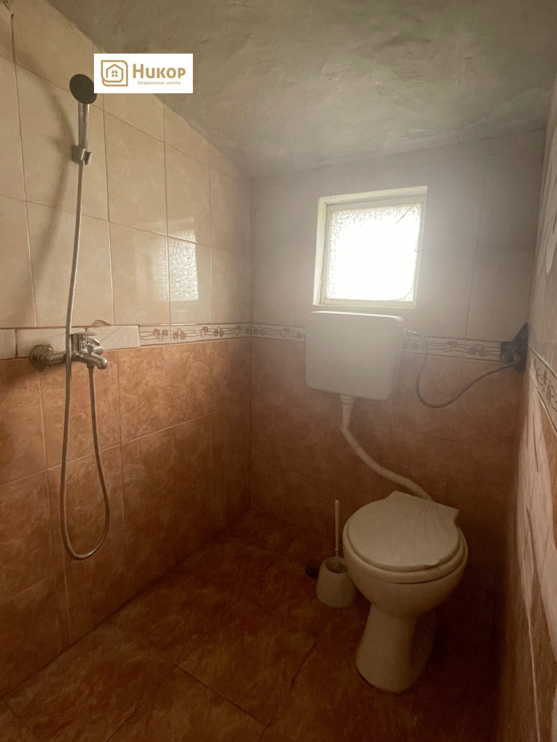 Продава КЪЩА, с. Пет могили, област Сливен, снимка 4 - Къщи - 53368264