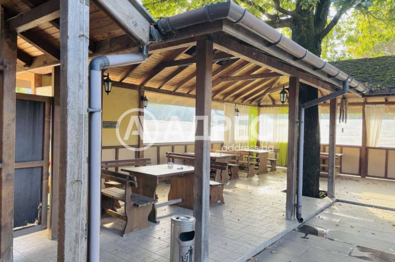 En venta  Hotel región Sofia , Pravets , 1040 metros cuadrados | 38680015 - imagen [4]