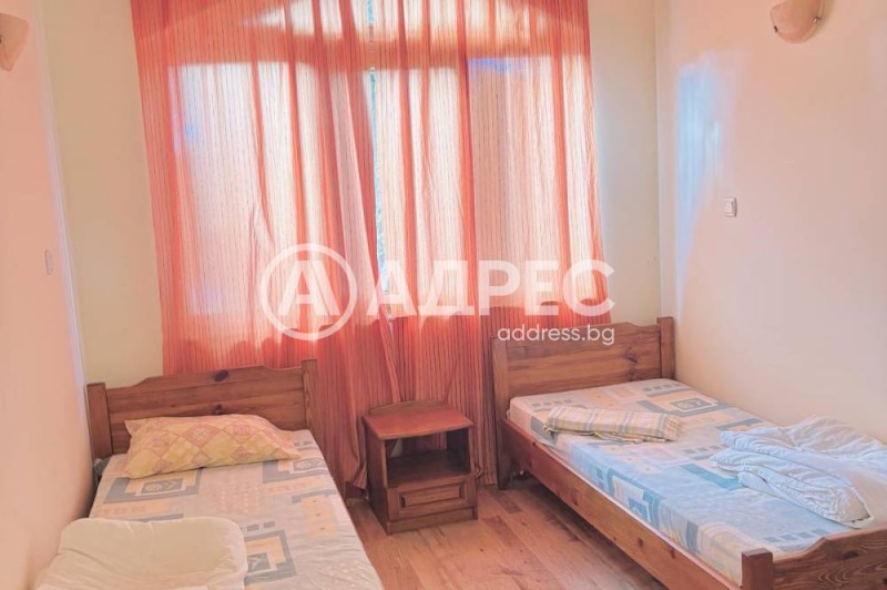 En venta  Hotel región Sofia , Pravets , 1040 metros cuadrados | 38680015 - imagen [7]