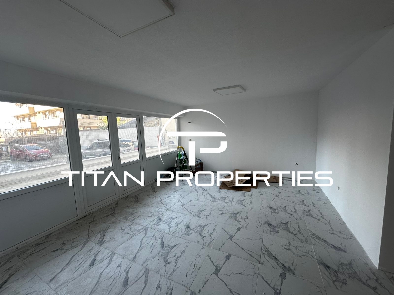 Продава ОФИС, гр. Варна, Колхозен пазар, снимка 2 - Офиси - 48906576