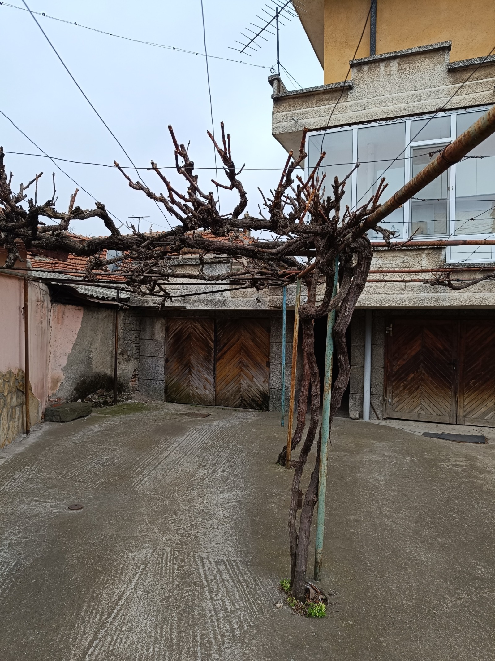 Продава ЕТАЖ ОТ КЪЩА, гр. Нова Загора, област Сливен, снимка 2 - Етаж от къща - 52090030