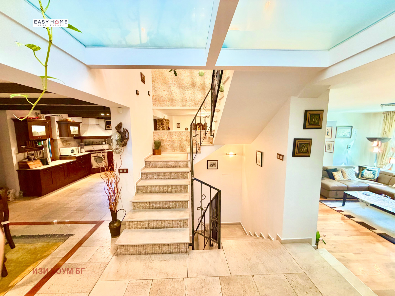 Продава КЪЩА, гр. София, м-т Камбаните, снимка 6 - Къщи - 56319449