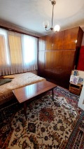 Продава 4-СТАЕН, град Добрич, Център • 195000 лв. / 99701.92 € • 70499512 5
