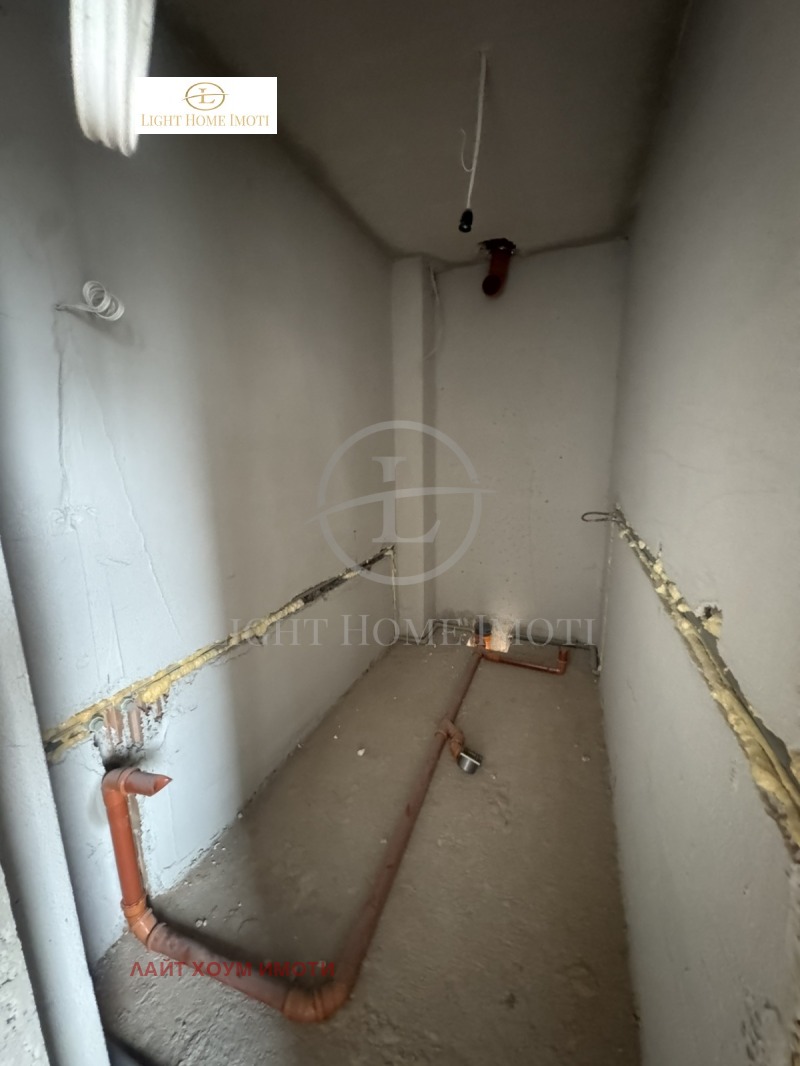En venta  Oficina Plovdiv , Karshiyaka , 735 metros cuadrados | 62536045 - imagen [15]