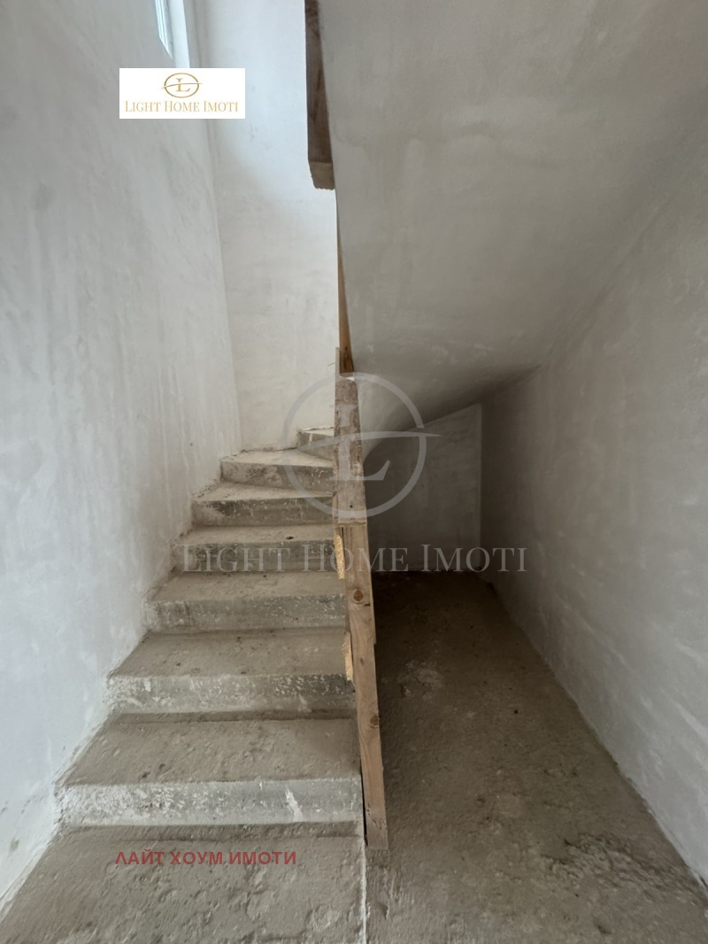 En venta  Oficina Plovdiv , Karshiyaka , 735 metros cuadrados | 62536045 - imagen [16]