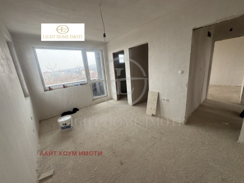 En venta  Oficina Plovdiv , Karshiyaka , 735 metros cuadrados | 62536045 - imagen [8]
