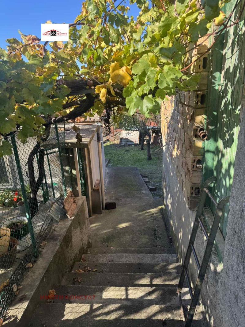 Продава КЪЩА, с. Драгижево, област Велико Търново, снимка 2 - Къщи - 52343712