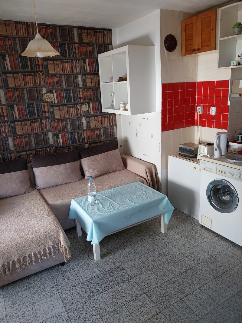 Продава  1-стаен град София , Център , 40 кв.м | 72428873