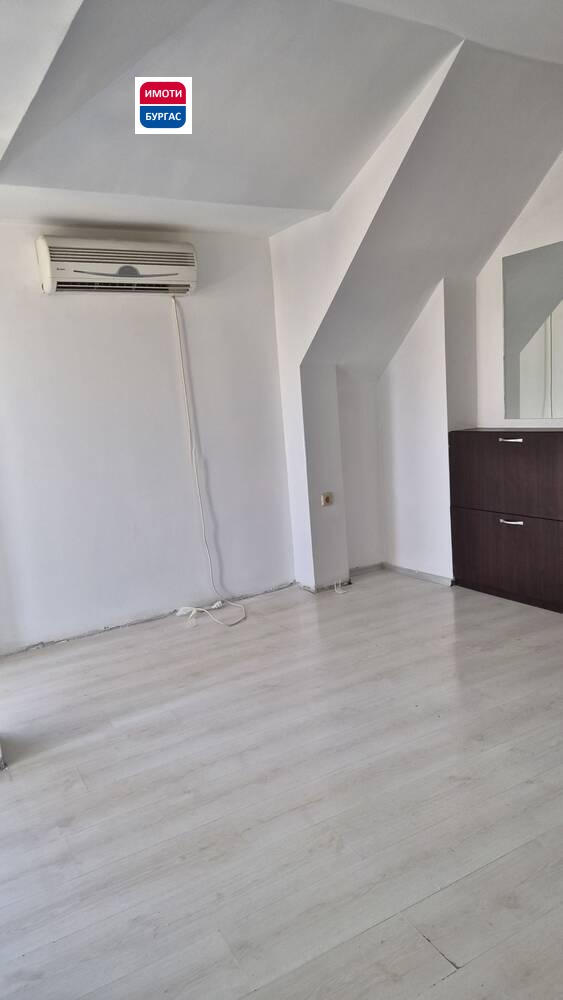 Продава 1-СТАЕН, гр. Бургас, Център, снимка 5 - Апартаменти - 54643076