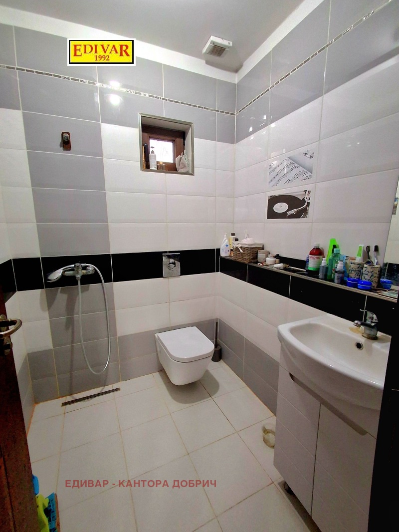 Продава КЪЩА, с. Приморци, област Добрич, снимка 12 - Къщи - 53380398