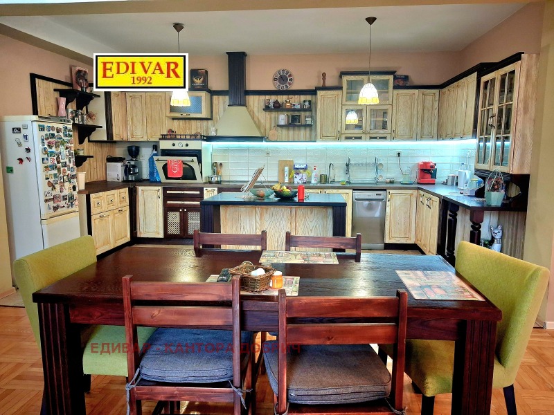 Продава КЪЩА, с. Приморци, област Добрич, снимка 2 - Къщи - 53380398