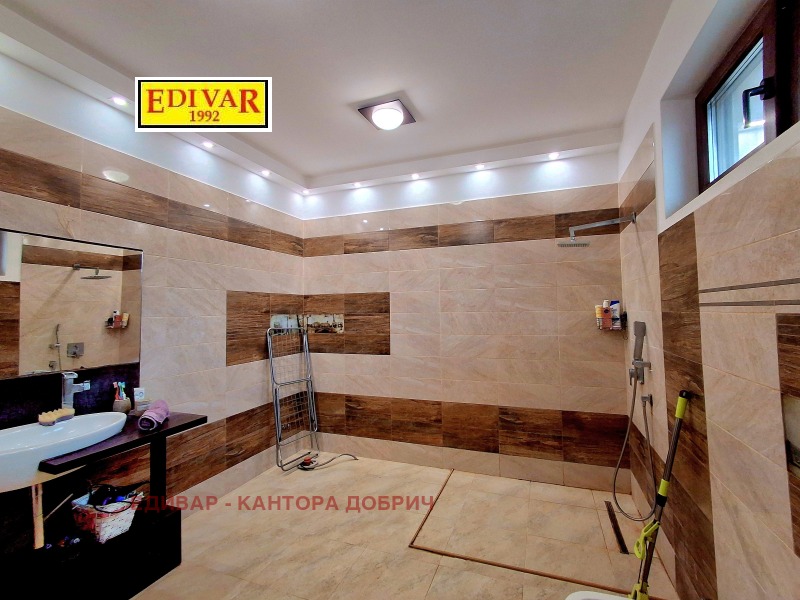 Продава КЪЩА, с. Приморци, област Добрич, снимка 11 - Къщи - 53380398