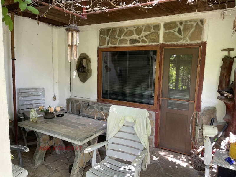 Продава  Вила град Търговище , Вилна зона , 33 кв.м | 73136905