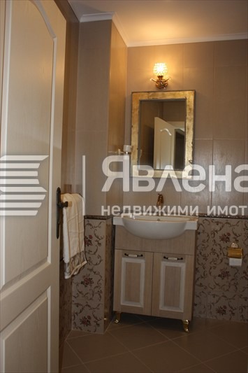 Продава ХОТЕЛ, с. Емона, област Бургас, снимка 14 - Хотели - 54359416