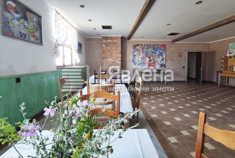 Продава ХОТЕЛ, с. Емона, област Бургас, снимка 15 - Хотели - 54359416