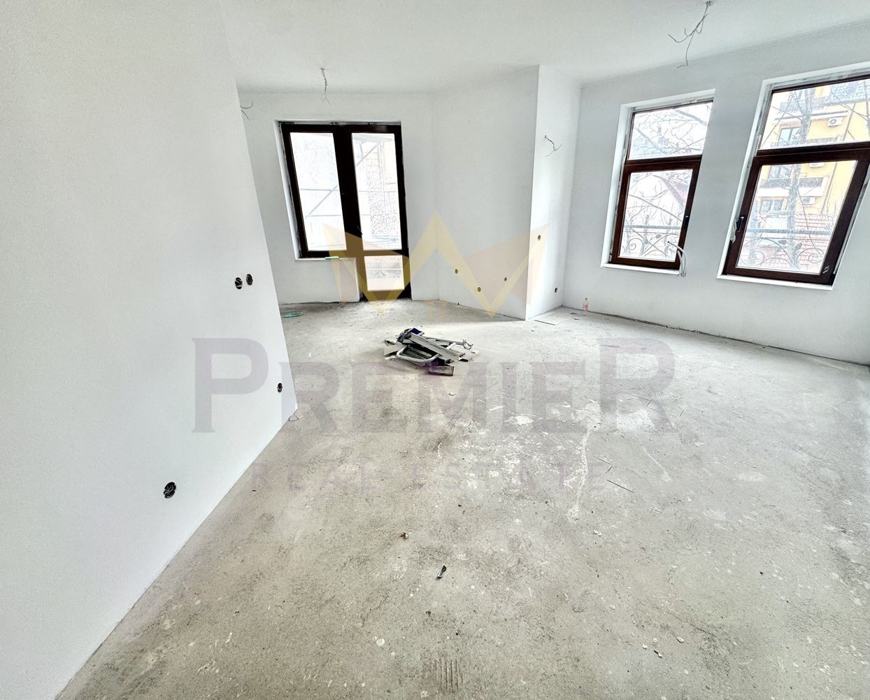 Продава 3-СТАЕН, гр. София, Център, снимка 2 - Апартаменти - 54217746