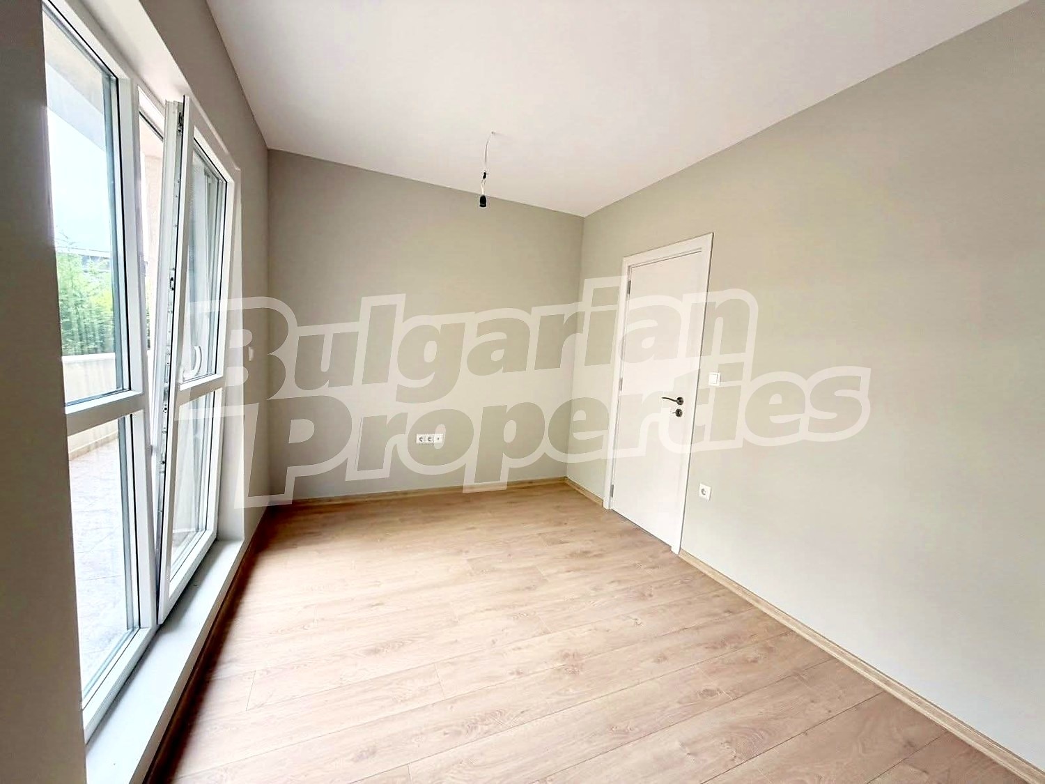 Продава 3-СТАЕН, гр. Варна, Център, снимка 3 - Апартаменти - 55573286