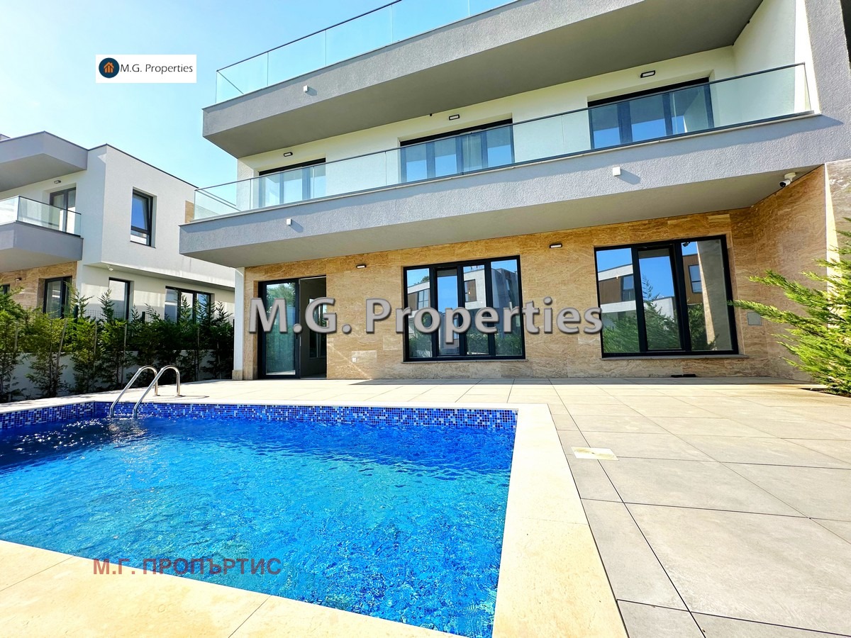Продава КЪЩА, гр. Варна, м-т Горна Трака, снимка 2 - Къщи - 50552434