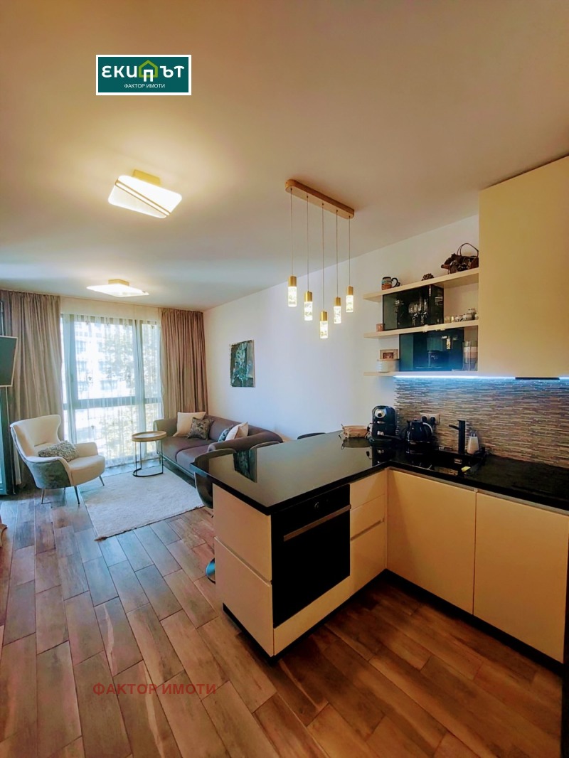 De vânzare  Studio Varna , c.c. Sv.Sv. Constantin i Elena , 54 mp | 35284540 - imagine [4]