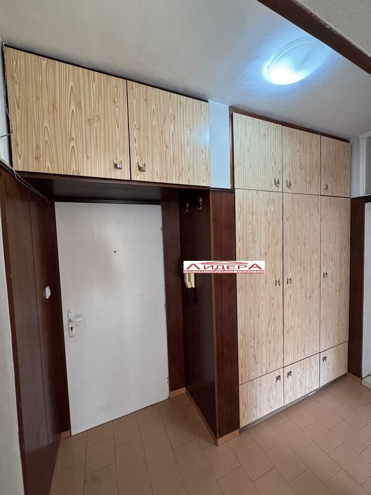 Продава  2-стаен град Пловдив , Въстанически , 54 кв.м | 70023877 - изображение [4]