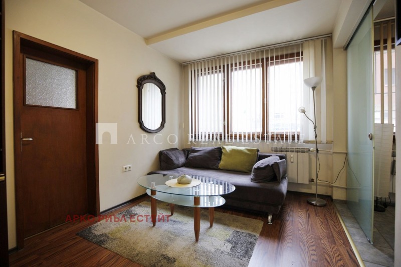 Na prodej  1 ložnice Sofia , Strelbište , 65 m2 | 21638753 - obraz [2]
