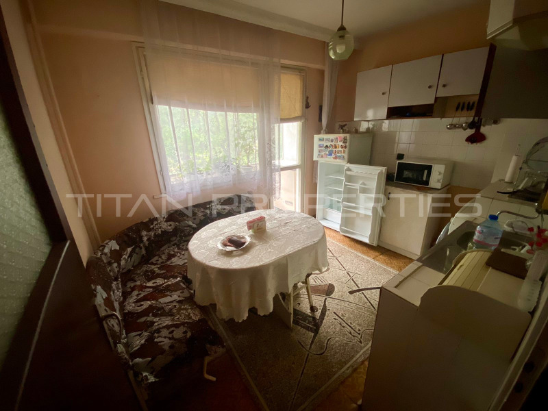 De vânzare  2 dormitoare Plovdiv , Iujen , 88 mp | 33334877 - imagine [7]