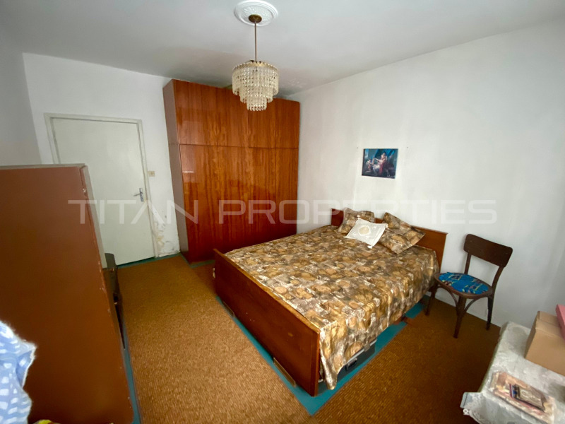 De vânzare  2 dormitoare Plovdiv , Iujen , 88 mp | 33334877 - imagine [5]