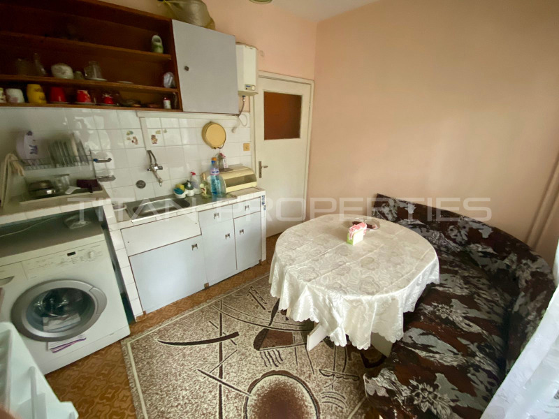 De vânzare  2 dormitoare Plovdiv , Iujen , 88 mp | 33334877 - imagine [8]