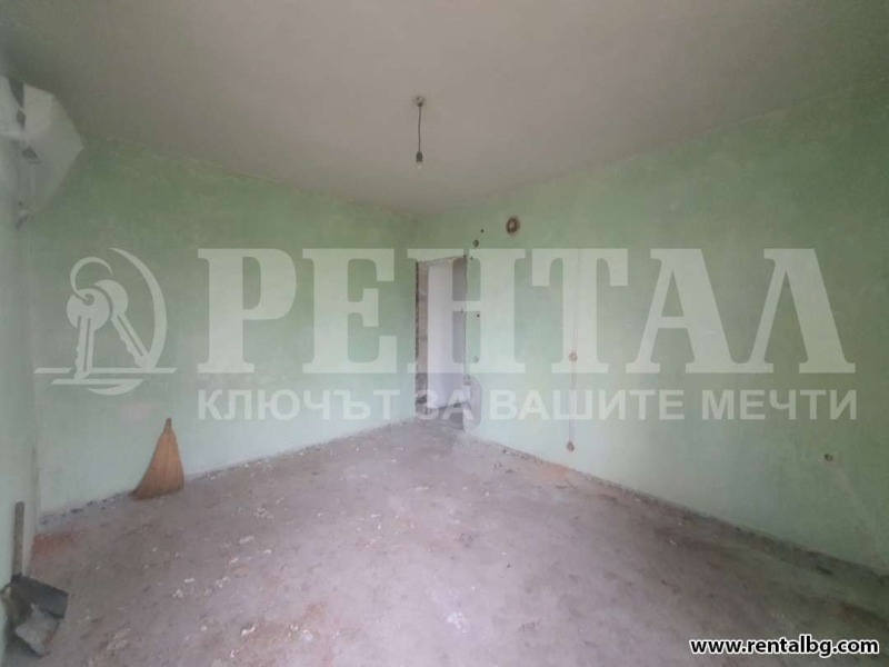 Продава ЕТАЖ ОТ КЪЩА, гр. Пловдив, Център, снимка 11 - Етаж от къща - 52704888