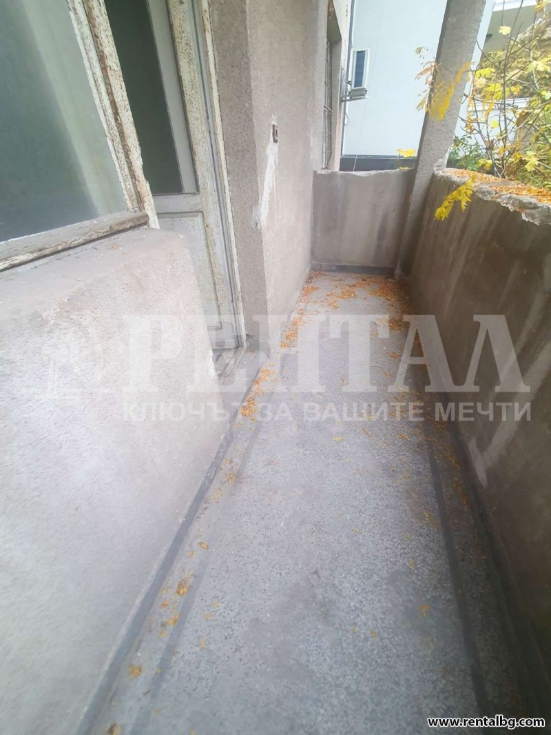 Продава ЕТАЖ ОТ КЪЩА, гр. Пловдив, Център, снимка 12 - Етаж от къща - 52704888