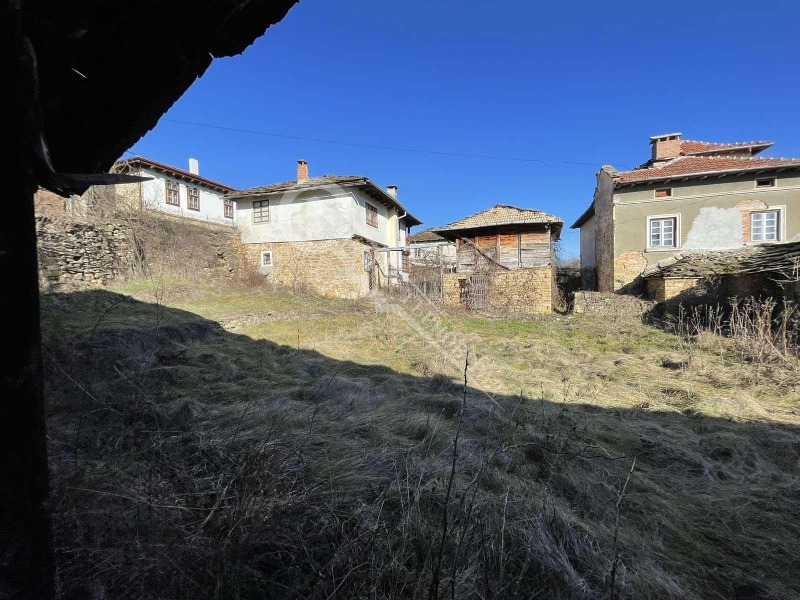 Продава КЪЩА, с. Караиванца, област Габрово, снимка 16 - Къщи - 53450677