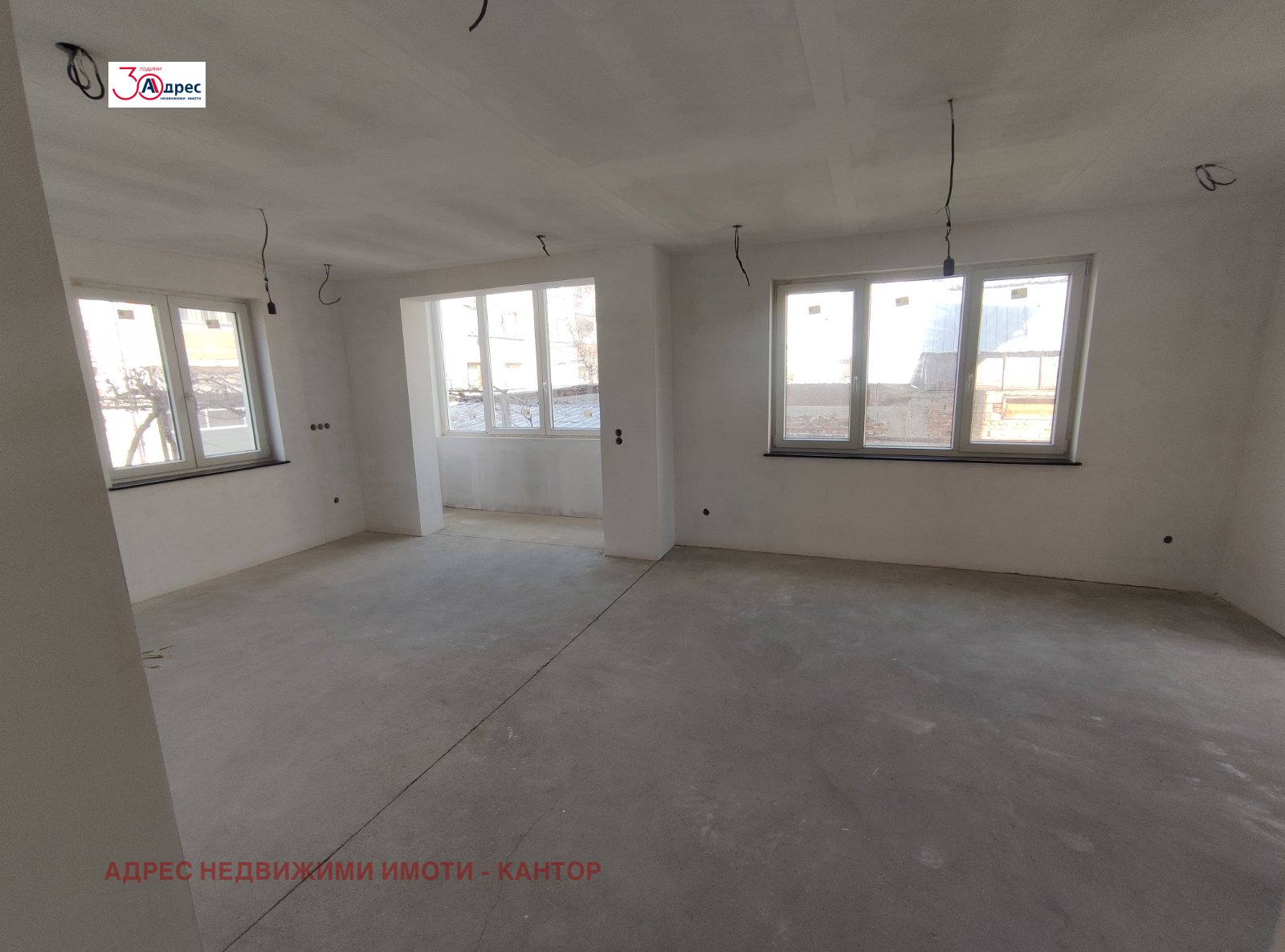 Продава ЕТАЖ ОТ КЪЩА, гр. Пазарджик, Център, снимка 6 - Етаж от къща - 56724260